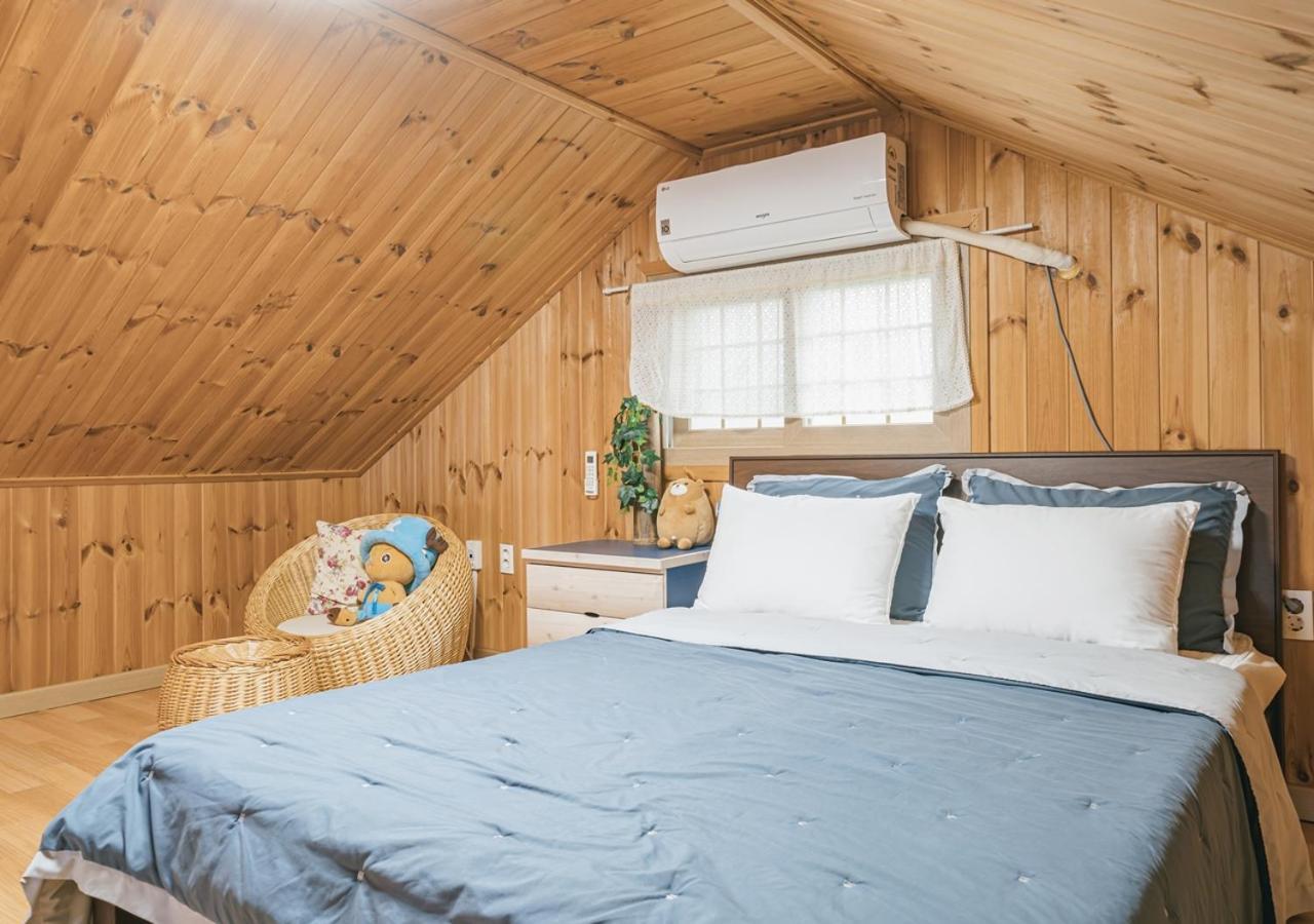Jeju Haepoomdal Pension Экстерьер фото