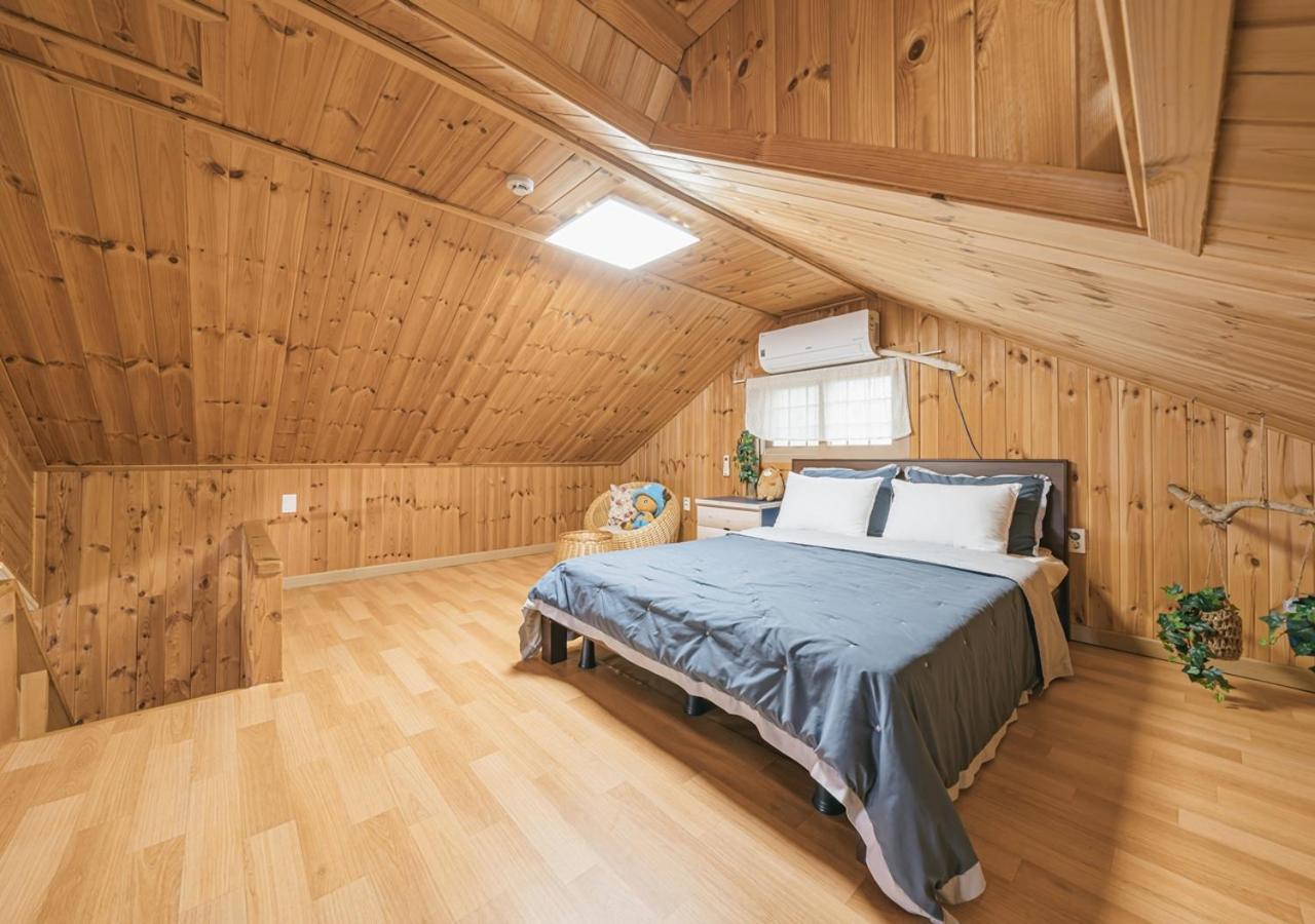 Jeju Haepoomdal Pension Экстерьер фото